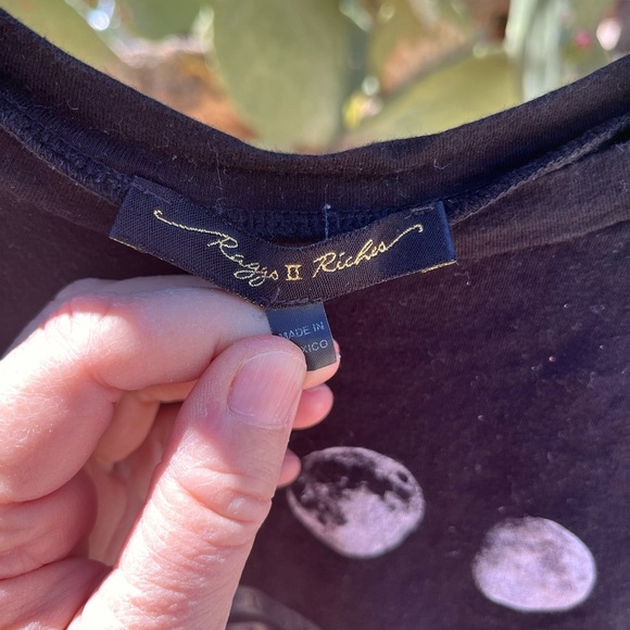 Raggs to Riches Black Moon Phase Graphic Tee I Love you to the Moon and Back - Picture 3 of 4
